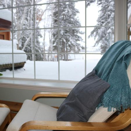 Great Slave Lakeside Bed & Breakfast Yellowknife Esterno foto