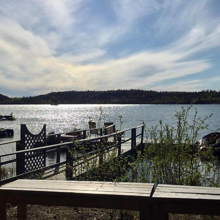 Great Slave Lakeside Bed & Breakfast Yellowknife Esterno foto