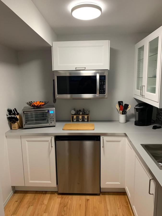 Great Slave Lakeside Bed & Breakfast Yellowknife Esterno foto