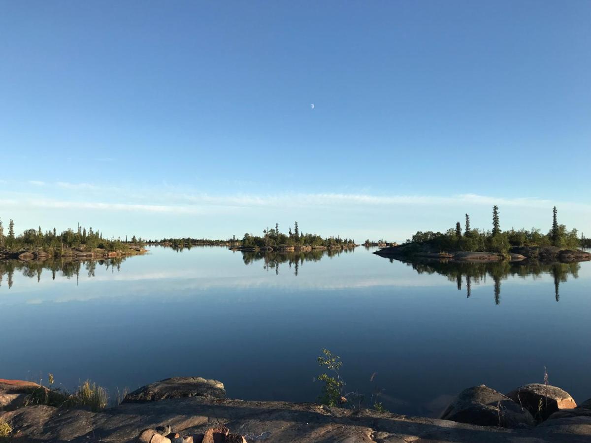 Great Slave Lakeside Bed & Breakfast Yellowknife Esterno foto