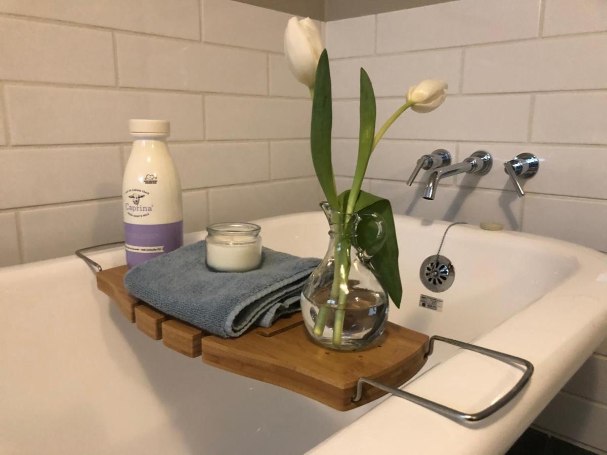 Great Slave Lakeside Bed & Breakfast Yellowknife Esterno foto