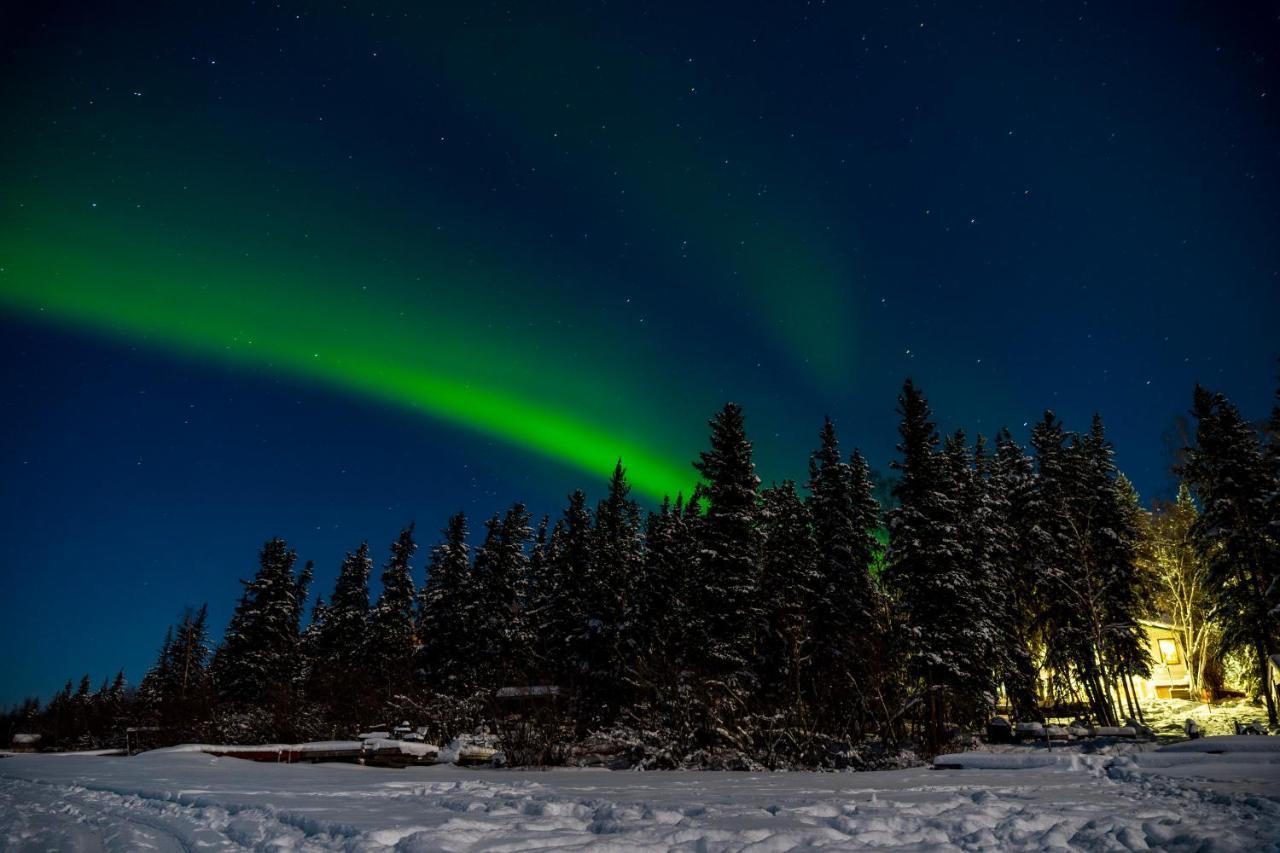 Great Slave Lakeside Bed & Breakfast Yellowknife Esterno foto